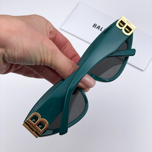 Balenciaga BB0095S 005 BRAND NEW Sunglasses Green Gold Logo Grey Cat Eye Unisex main image 7